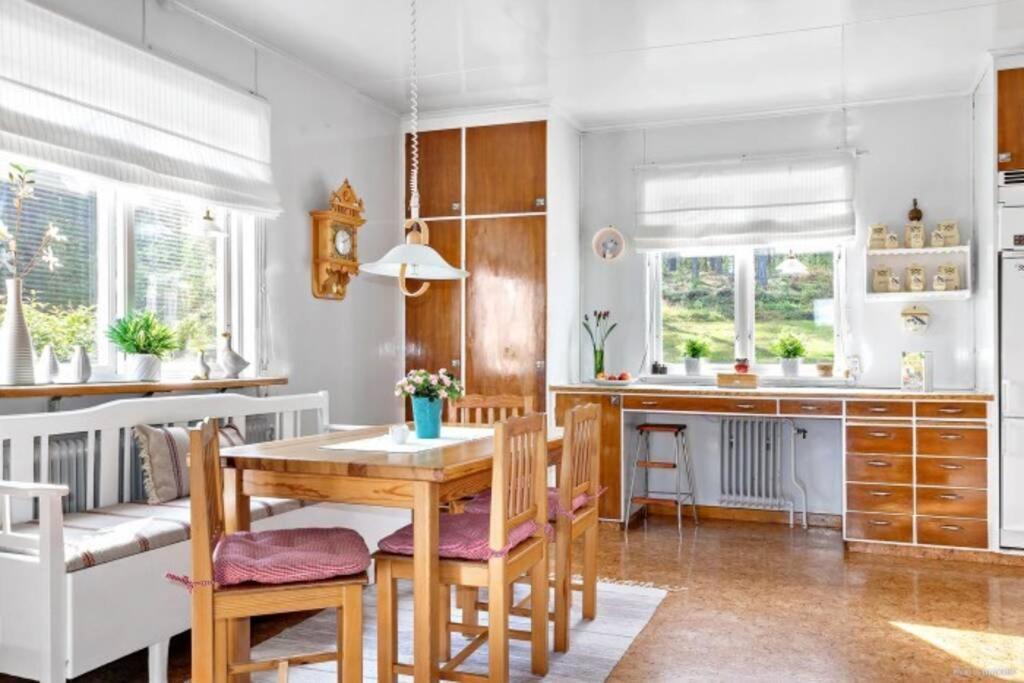 Cozy Home With Lake View-Free Wifi - Free Sauna Överkalix المظهر الخارجي الصورة